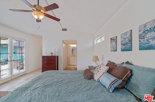 7239 Amestoy Ave, Van Nuys CA 91406-1603 exterior