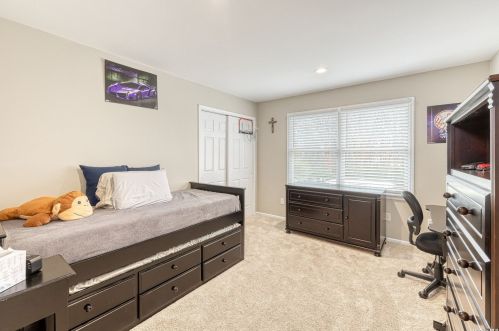 145 Mount Sinai Ave, Mount Sinai NY  11766-2313 exterior