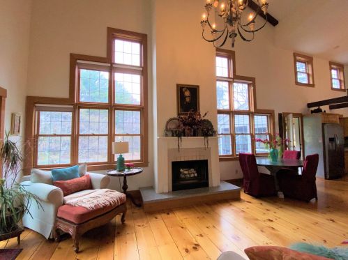 73 Main St, Hopkinton NH  03229-3003 exterior