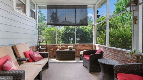 504 Hill Ave, Langhorne PA  19047-3949 exterior