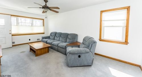 524 Laurel Ave, Roselle Park NJ  07204-1542 exterior