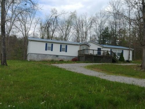 1152 Claysville Rd, Crossville, TN 38571-2326