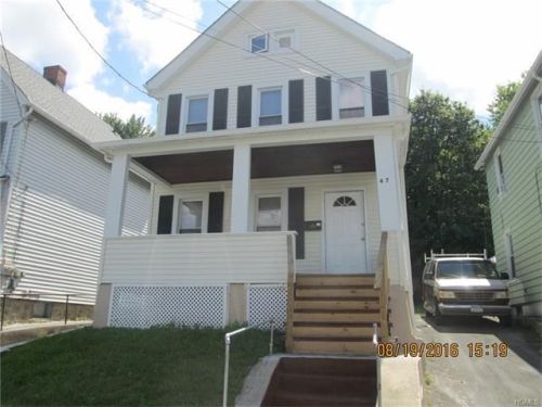 47 Broad St, Middletown, NY 10940-3928