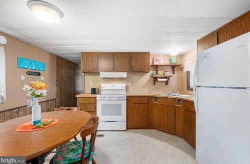 37548 Birch St, Millville DE  19970-4443 exterior