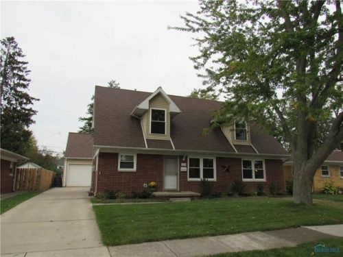 1054 Rosedale St, Maumee, OH 43537-3242
