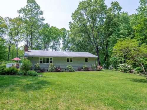 424 Branchville Rd, Ridgefield, CT 06877-5902