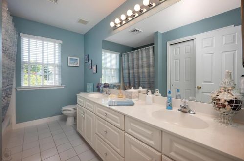 185 Timothy Trl, Easton PA  18040-8467 exterior