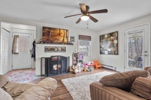 318 Noxon Rd, Poughkeepsie NY  12603-2904 exterior