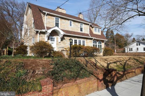 4518 49th St, Washington, DC 20016-4345