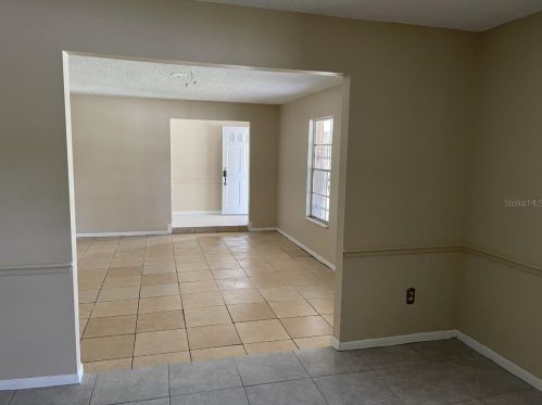 8800 Banyan Blvd, Orlando, FL 32819-4192