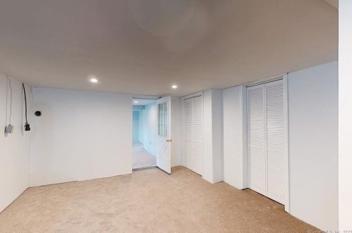 939 Boston Tpke, Manchester CT  06043-7403 exterior