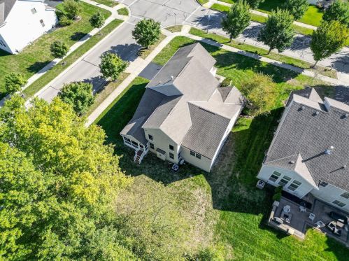 716 Ballater Dr, Delaware OH  43015-7184 exterior