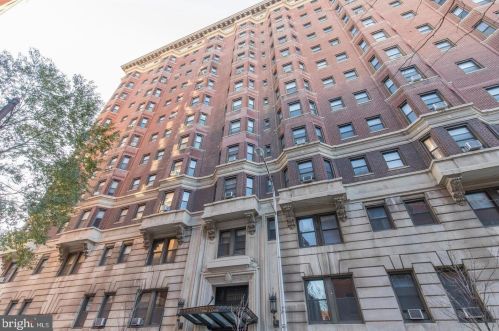 250 13th St, Philadelphia PA  19107-5615 exterior