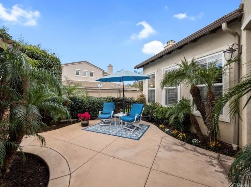 7463 Circulo Sequoia, Carlsbad CA 92009-8467 exterior