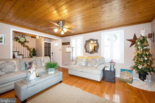 112 Washington Ave, Runnemede, NJ 08078-1711