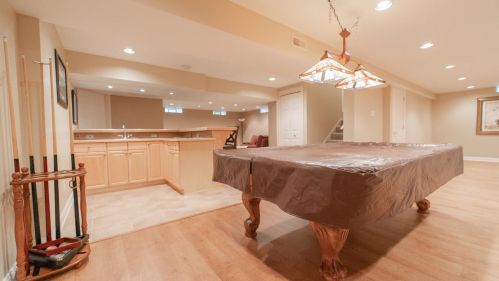 525 Brighton Ln, Dyer IN  46311-4625 exterior