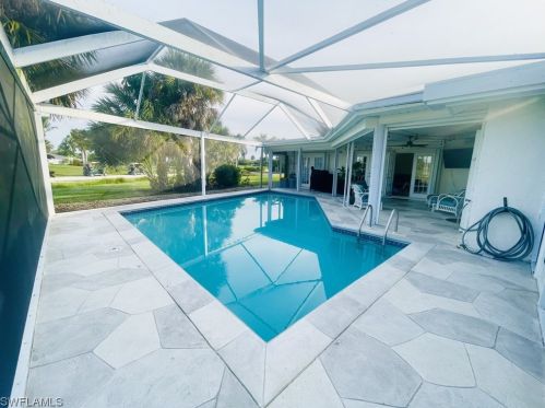 169 Baltusrol Dr, Naples FL  34113-8322 exterior