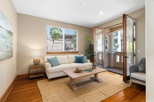 607 Gertruda Ave, Redondo Beach CA  90277-2132 exterior