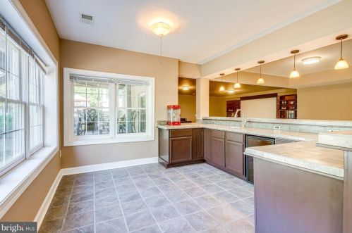12664 Crabtree Falls Dr, Bristow VA  20136-2161 exterior