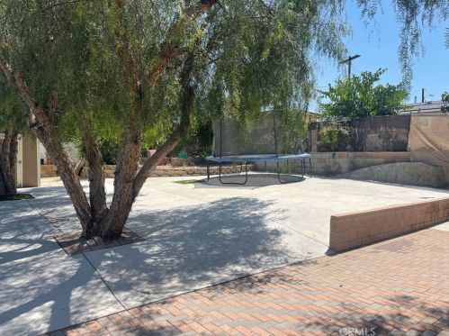 1061 Tepee Ln, Perris CA  92570-1749 exterior