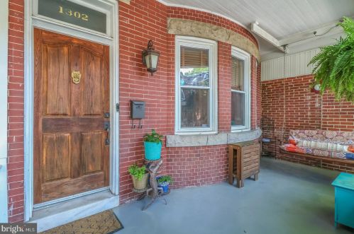 1302 Tatnall St, Wilmington, DE 19801-1127