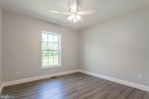 75 Honolulu Rd, Frankford DE  19945-2019 exterior