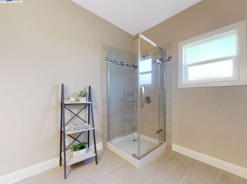 9114 B St, Oakland CA 94603-2423 exterior