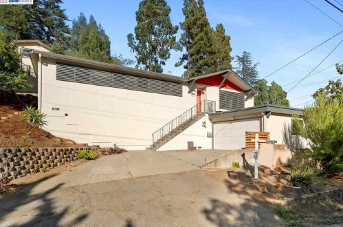 5064 Seaview Ave, Hayward, CA 94546-2440
