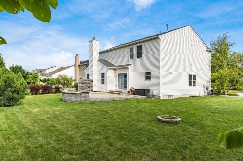 103 Glen Crossing Dr, Pataskala OH  43062 exterior