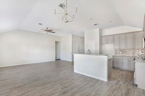 161 Coral Gables, Chita TX  75862-6998 exterior