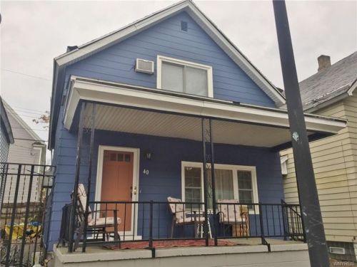 40 Lowell Pl, Buffalo, NY 14213-2616