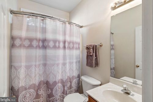 10805 Chancellorsville Dr, Spotsylvania VA  22553-3929 exterior