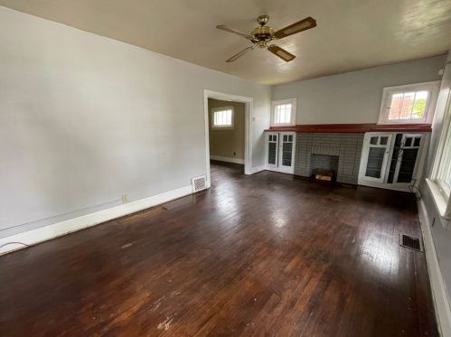 224 Sheridan Ave, New Castle PA  16105-2561 exterior