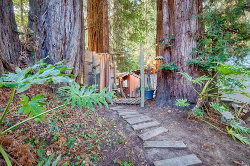 3932 Harrison Grade Rd, Sebastopol CA  95472-9359 exterior