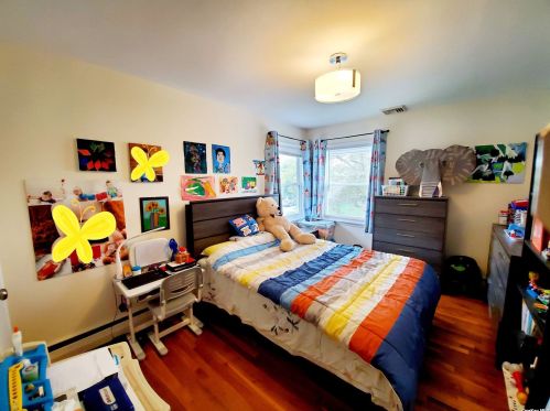 11 Favorite Ln, Muttontown NY  11753-2348 exterior