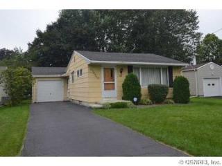 117 Clark Ave, Rochester, NY 14609-1136