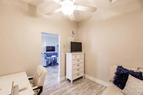 1090 Cara Ct, Marco Island FL  34145-4563 exterior