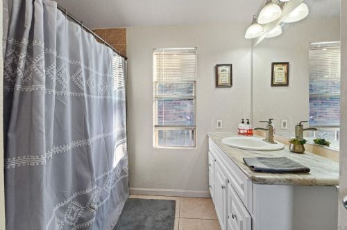 3747 Wilson Ave, San Diego CA  92104-3916 exterior