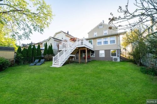 181 Overpeck Ave, Ridgefield Park NJ  07660-1218 exterior