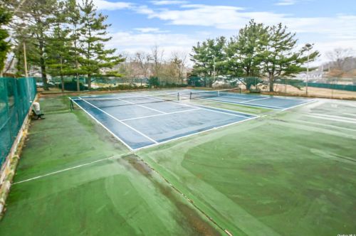 50 Richmond Blvd, Hauppauge NY  11779-3449 exterior