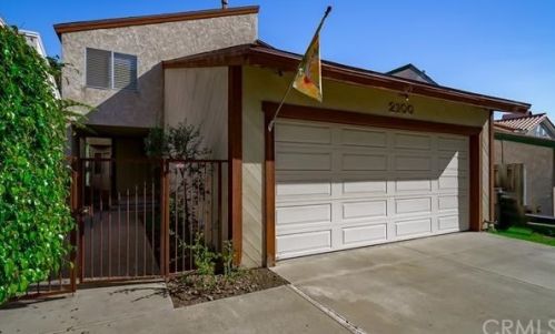2100 Oak Ave, Manhattan Beach, CA 90266-2819