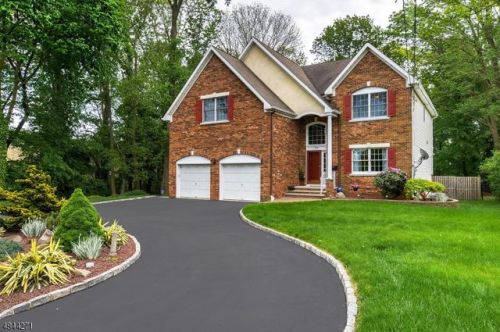 204 Gallows Hill Rd, Westfield, NJ 07090-1181