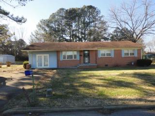 631 Mifflin Ave, Henderson, TN 38340-1159
