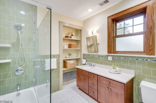 42 Warren Ct, South Orange NJ  07079-2336 exterior