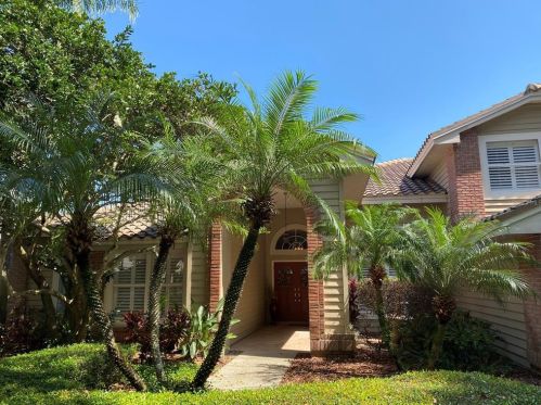 2239 Pinnacle Cir, Palm Harbor, FL 34684-1769