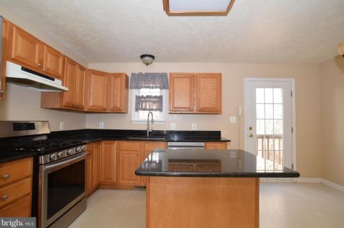 7109 Cedar Crest Dr, Fredericksburg VA  22407-8548 exterior
