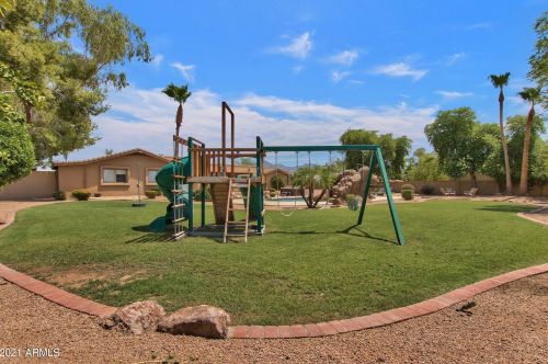 9833 Desert Cove Ave, Scottsdale AZ  85260-6219 exterior