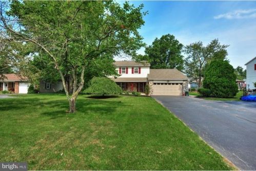 71 Werstler Ave, Gilbertsville, PA 19525-9020