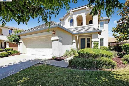 9505 Sarazen Ct, Grayson, CA 95363-8526