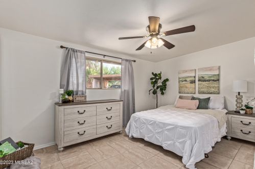 744 Camino Seco, Tucson AZ 85710-2627 exterior